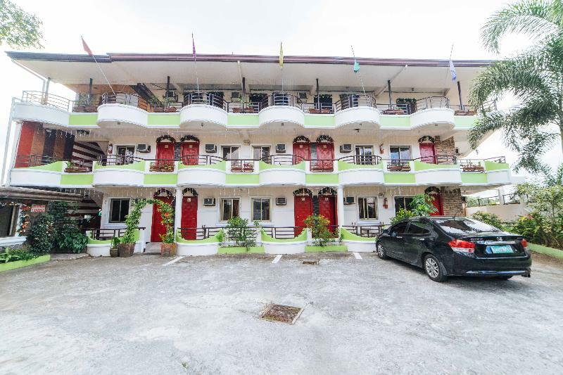 Hotel Reddoorz Premium @ Sta Rosa Tagaytay Road Silang Exterior foto